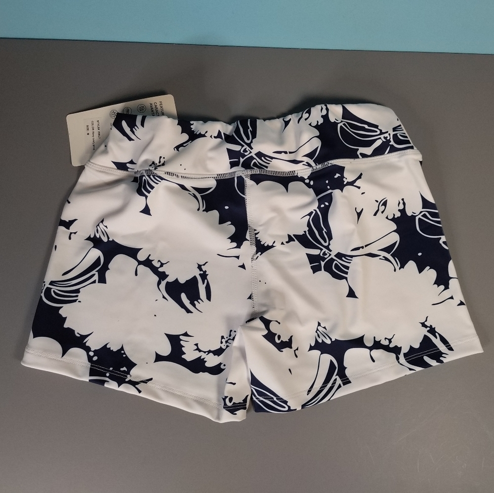 DSGN Yoga Shorts